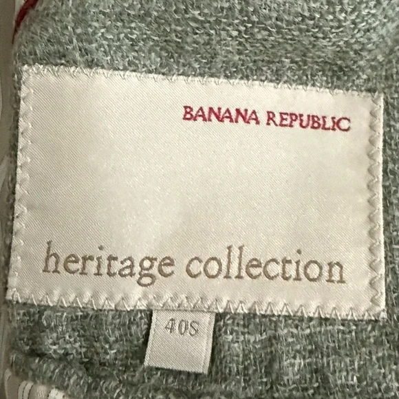 Banana Republic Linen-Blend Blazer in Light Gray